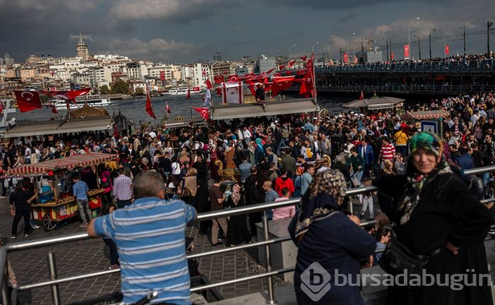 Eminönü'nde balık ekmek satan tekneleri kaldırma kararı geldi!