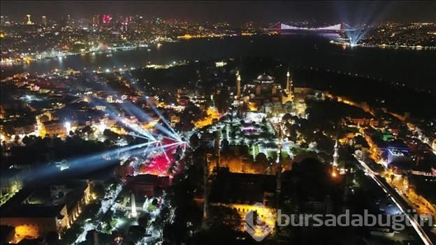 Dilek İmamoğlu'nun 29 Ekim kıyafeti sosyal medyayı karıştırdı!