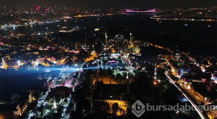 Dilek İmamoğlu'nun 29 Ekim kıyafeti sosyal medyayı karıştırdı!