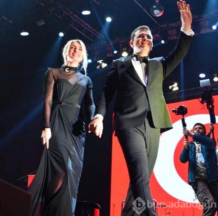 Dilek İmamoğlu'nun 29 Ekim kıyafeti sosyal medyayı karıştırdı!