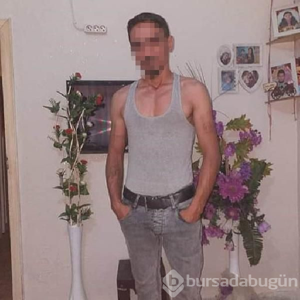 Eşi üzerine benzin döküp yakmıştı!