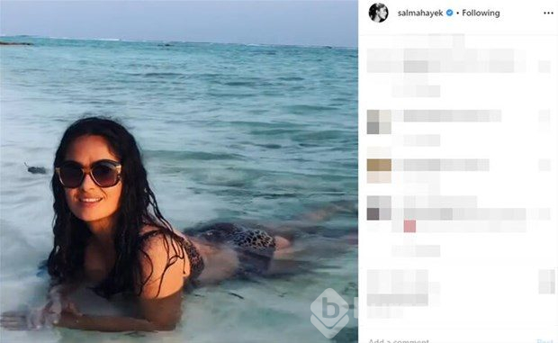 Salma Hayek "Pardon, yanlış fotoğraf paylaştım!"