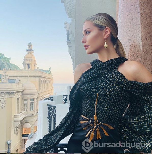 Chloe Loughnan Serdar Ortaç'ı çabuk unuttu!