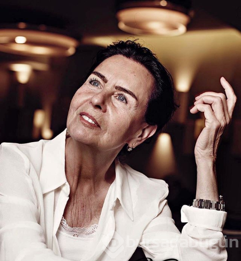 Fatma Girik dişini yuttu!