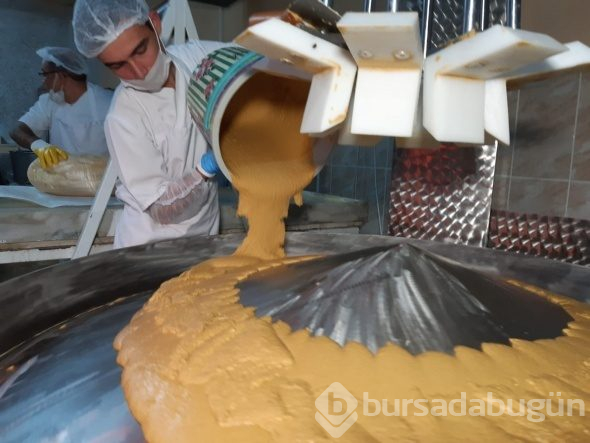 Çölyak hastası oğlu için üretti!