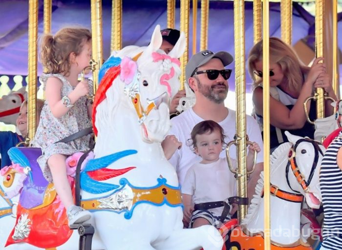 Ünlü şarkıcı Ricky Martin'in  dördüncü çocuğu oldu