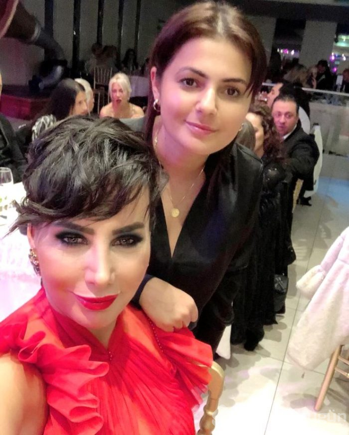 Oryantal Asena yeni stiliyle şoke etti!