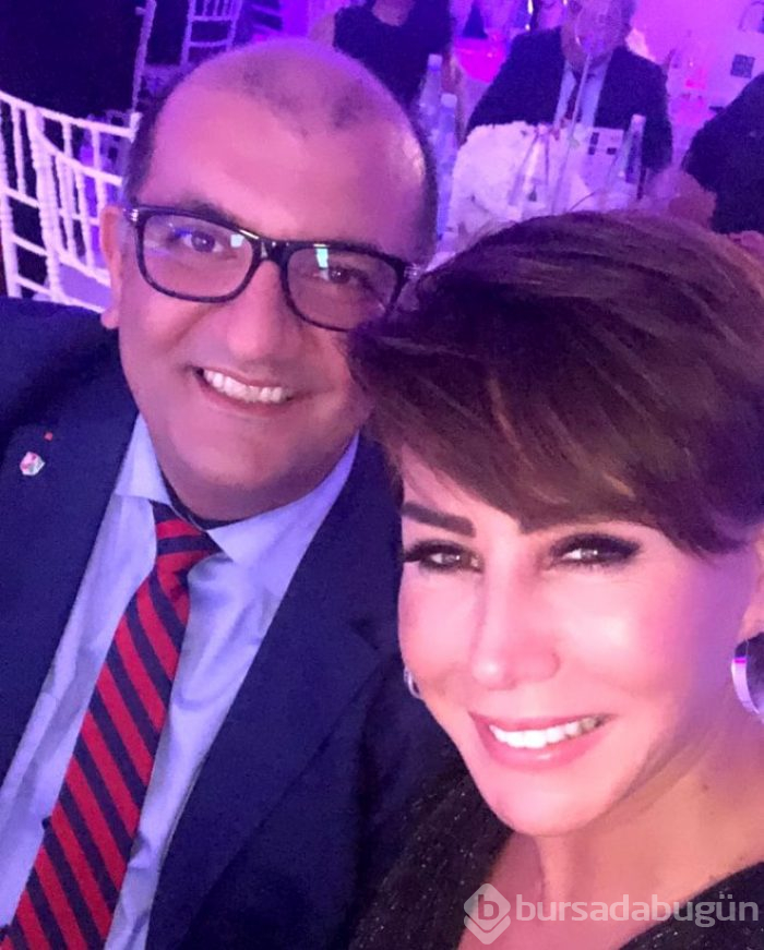 Oryantal Asena yeni stiliyle şoke etti!