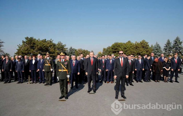 Cumhurbaşkanı Erdoğan, Cumhuriyet Bayramı'nda Anıtkabir'i ziyaret etti