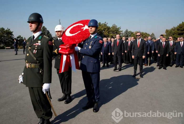 Cumhurbaşkanı Erdoğan, Cumhuriyet Bayramı'nda Anıtkabir'i ziyaret etti