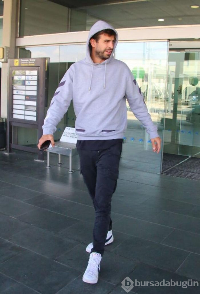 Pique ve Shakira, Barcelona'da böyle görüntülendi