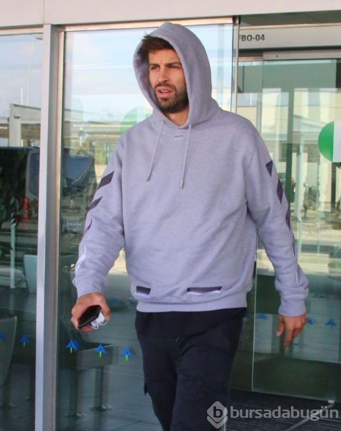 Pique ve Shakira, Barcelona'da böyle görüntülendi