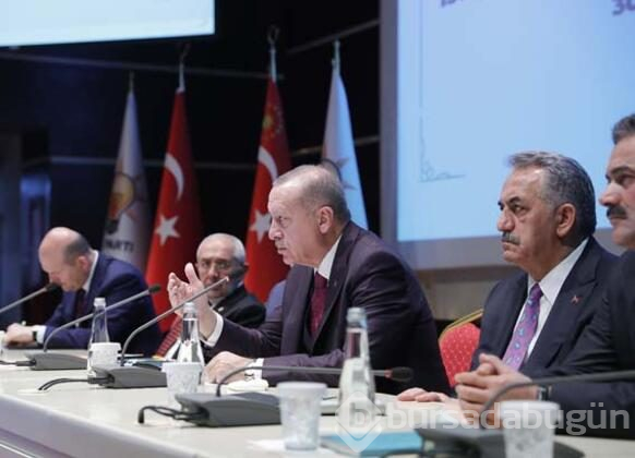 Cumhurbaşkanı Erdoğan: Büyük kongrede kendimizi yenileyecek, enerjimizi tazeleyeceğiz dedi!
