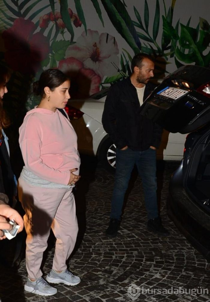 Hazal Kaya ile Ali Atay'ın bagaj krizi!
