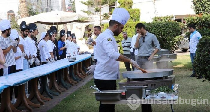 Mersin'in en ünlü lezzeti! Tam olarak 33 metre!