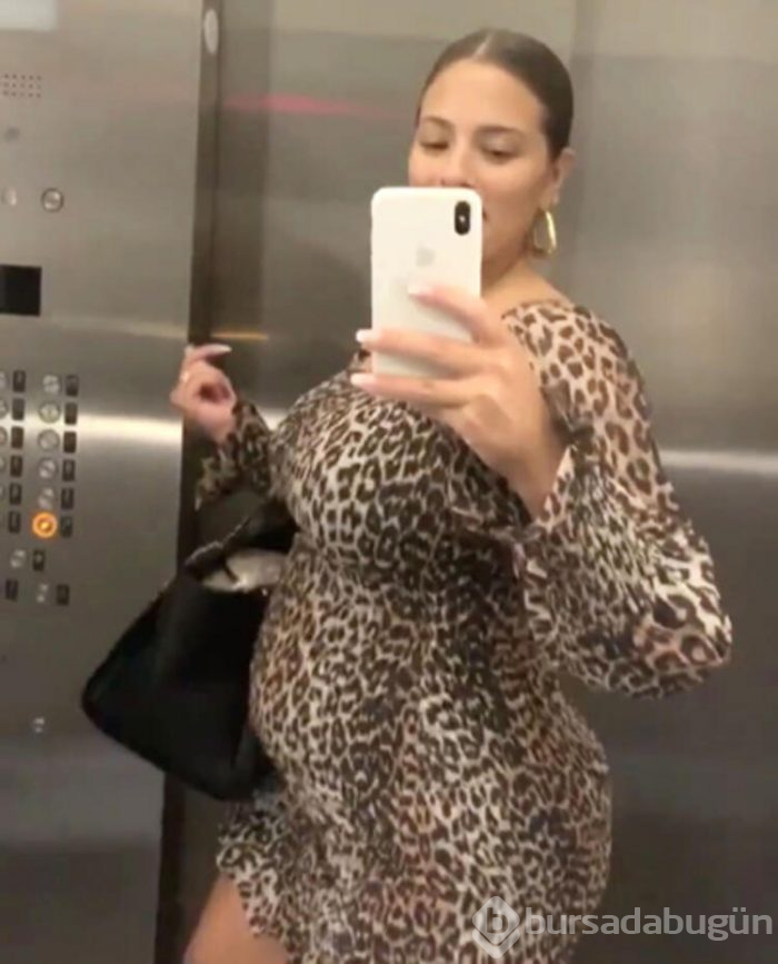  Ashley Graham: "Bebeğimin cinsiyetini size neden söyleyeyim?"