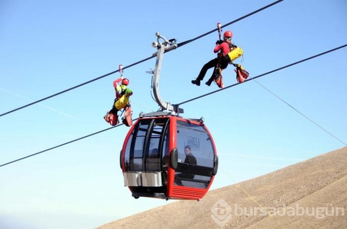 Teleferikte kurtarma tatbikatı!