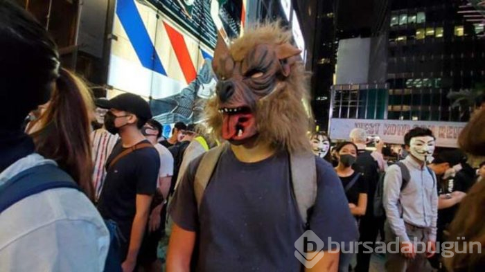 Cadılar Bayramı kutlaması protesto ile birleşti!