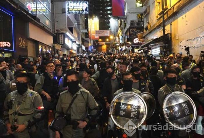 Cadılar Bayramı kutlaması protesto ile birleşti!