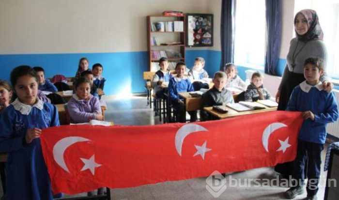 Bayrağın öyküsünü anlattılar...