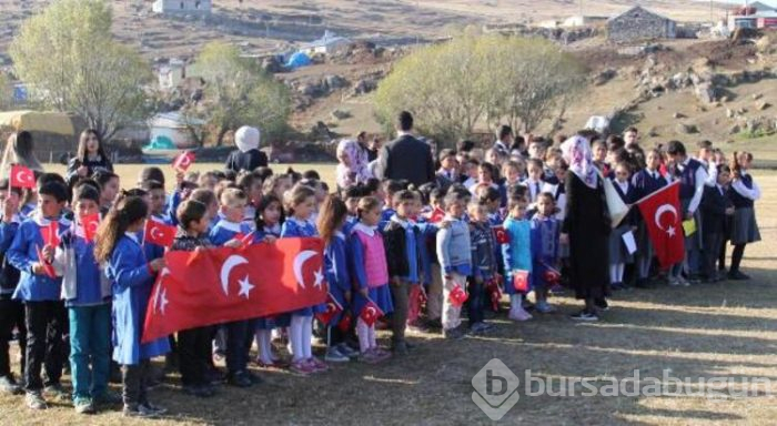 Bayrağın öyküsünü anlattılar...