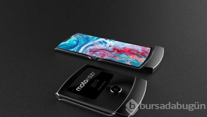 Motorola da ekranı katlanabilen telefonuyla şaşkına çevirdi!