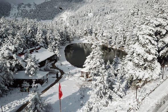 Huzur veren mekan: Limni Gölü Tabiat Parkı