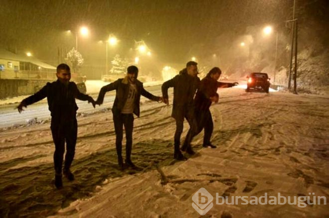 Yağdı yağacak derken 10 santimetreye ulaştı!