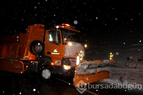 Ulaşıma kar ve tipi engeli