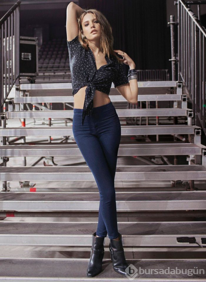 Serenay Sarıkaya'dan bomba hareket!