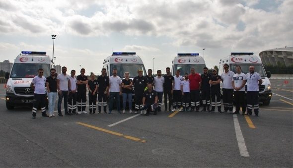 İstanbul'un ambulans sürücülerinin zorlu eğitimi