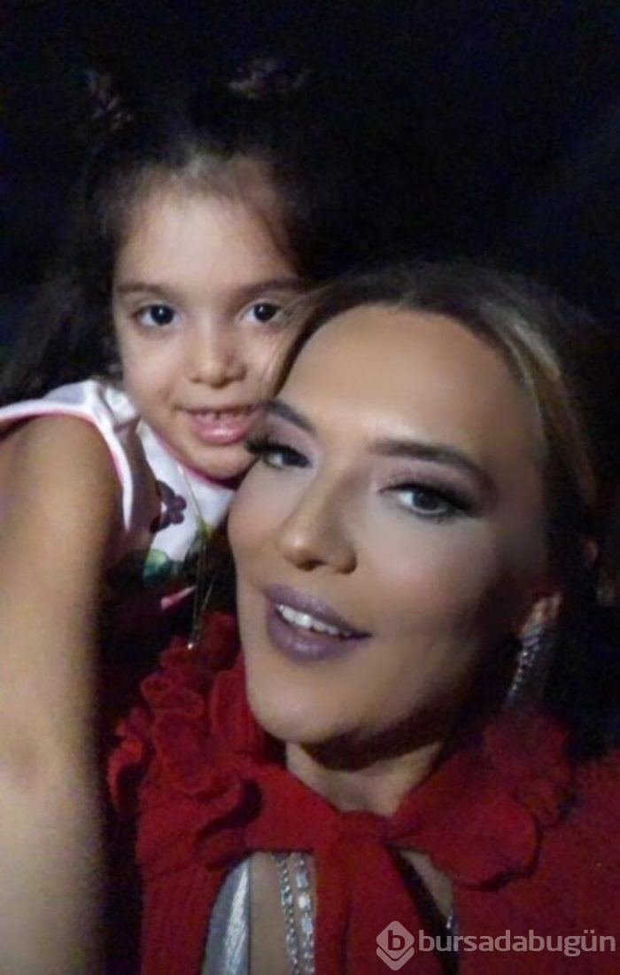 Demet Akalın ve Okan Kurt'tan 8. yıl kutlaması!