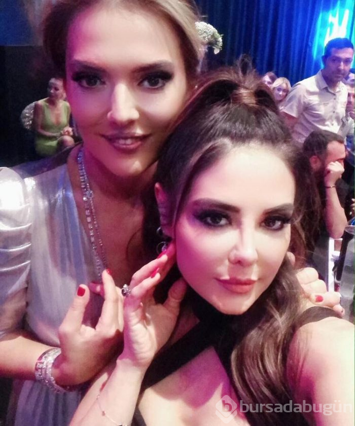 Demet Akalın ve Okan Kurt'tan 8. yıl kutlaması!