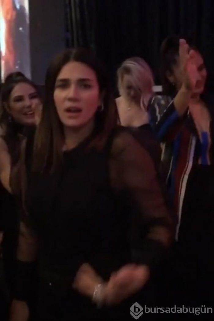 Demet Akalın ve Okan Kurt'tan 8. yıl kutlaması!
