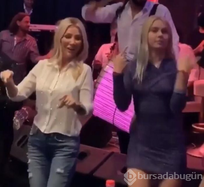 Demet Akalın ve Okan Kurt'tan 8. yıl kutlaması!