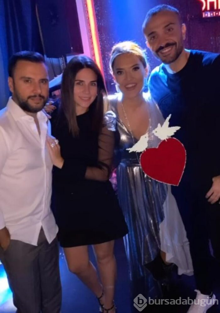 Demet Akalın ve Okan Kurt'tan 8. yıl kutlaması!