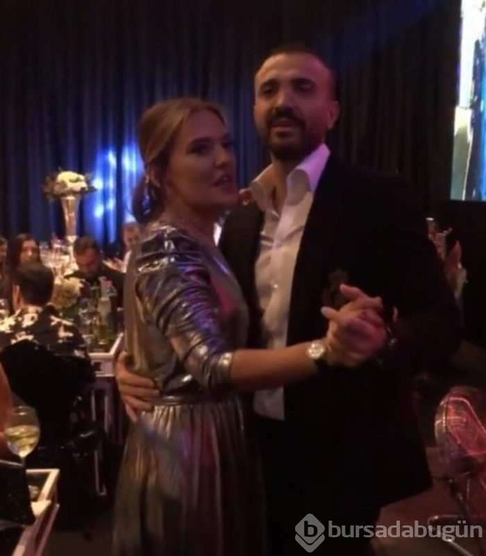 Demet Akalın ve Okan Kurt'tan 8. yıl kutlaması!