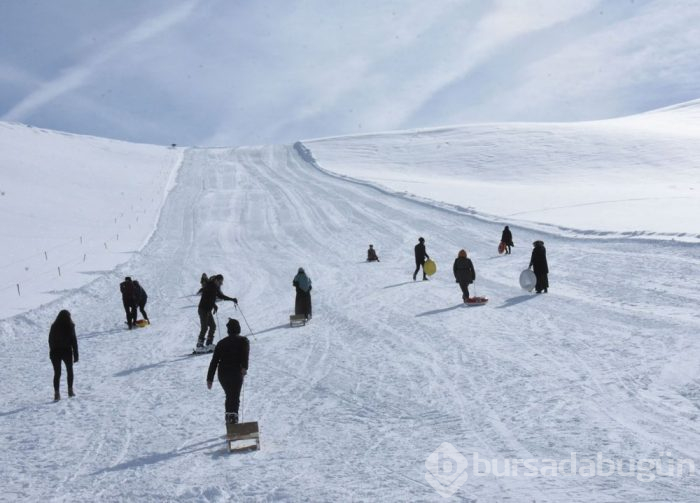 Hakkari kayak tutkunlarını bekliyor: Merga Bütan Yaylası