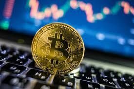 Kadın broker Safiye 375 milyon TL ile ortadan kayboldu!