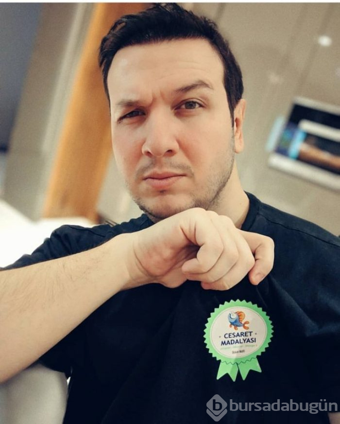 Ünlü oyuncunun "Leş kargaları" sözüne tepkiler çığ gibi büyüdü.