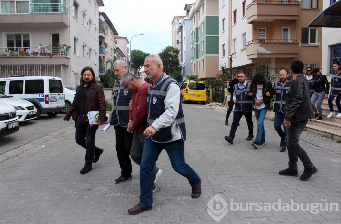Yalova'daki bu villa tekstil firması mı fuhuş yuvası mı!