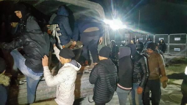 Yunanistan 252 kaçak göçmeni Türkiye'ye zorla gönderdi!
