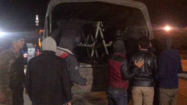 Yunanistan 252 kaçak göçmeni Türkiye'ye zorla gönderdi!