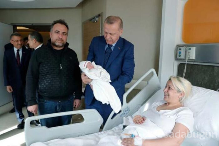 Cumhurbaşkanı Erdoğan, hastanedeki eski Adalet Bakanı Kazan'ı ziyaret etti