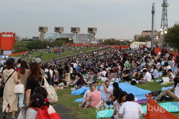 Tokyo'da havai fişek festivalinden renkli görüntüler