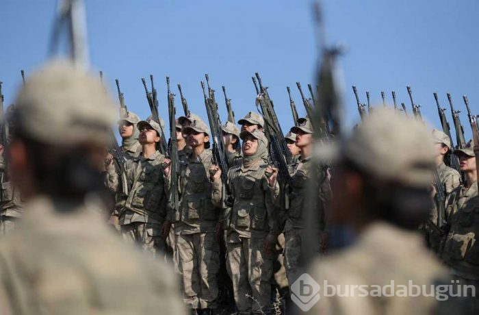 Kadın astsubay adaylarının gerçeği aratmayan uygulamalı eğitimleri ile göz dolduruyor
