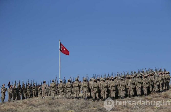 Kadın astsubay adaylarının gerçeği aratmayan uygulamalı eğitimleri ile göz dolduruyor
