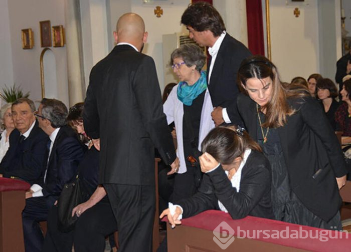 İbrahim Kutluay, Edwina Sponza'yı yalnız bırakmadı