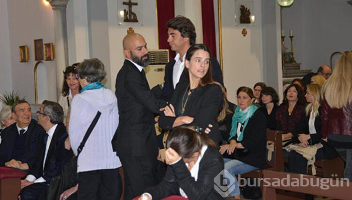 İbrahim Kutluay, Edwina Sponza'yı yalnız bırakmadı