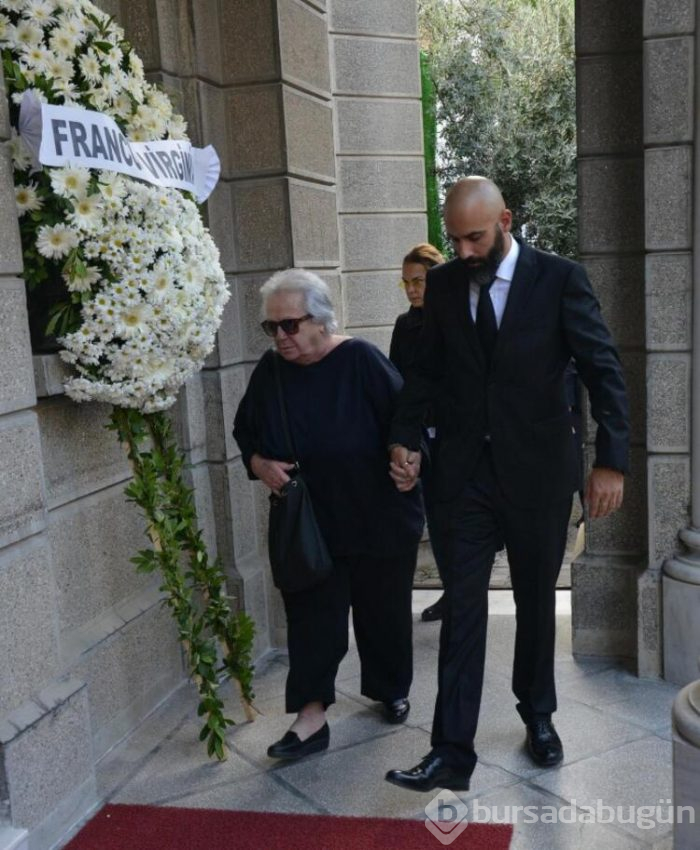 İbrahim Kutluay'dan eski sevgilisini Edvina Sponza'ya teselli